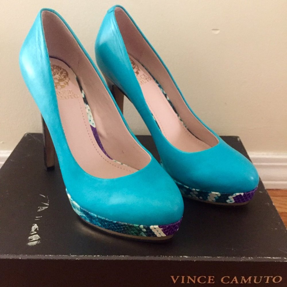 New Vince Camuto Bright Blue Leather Heels Sz. 6.5